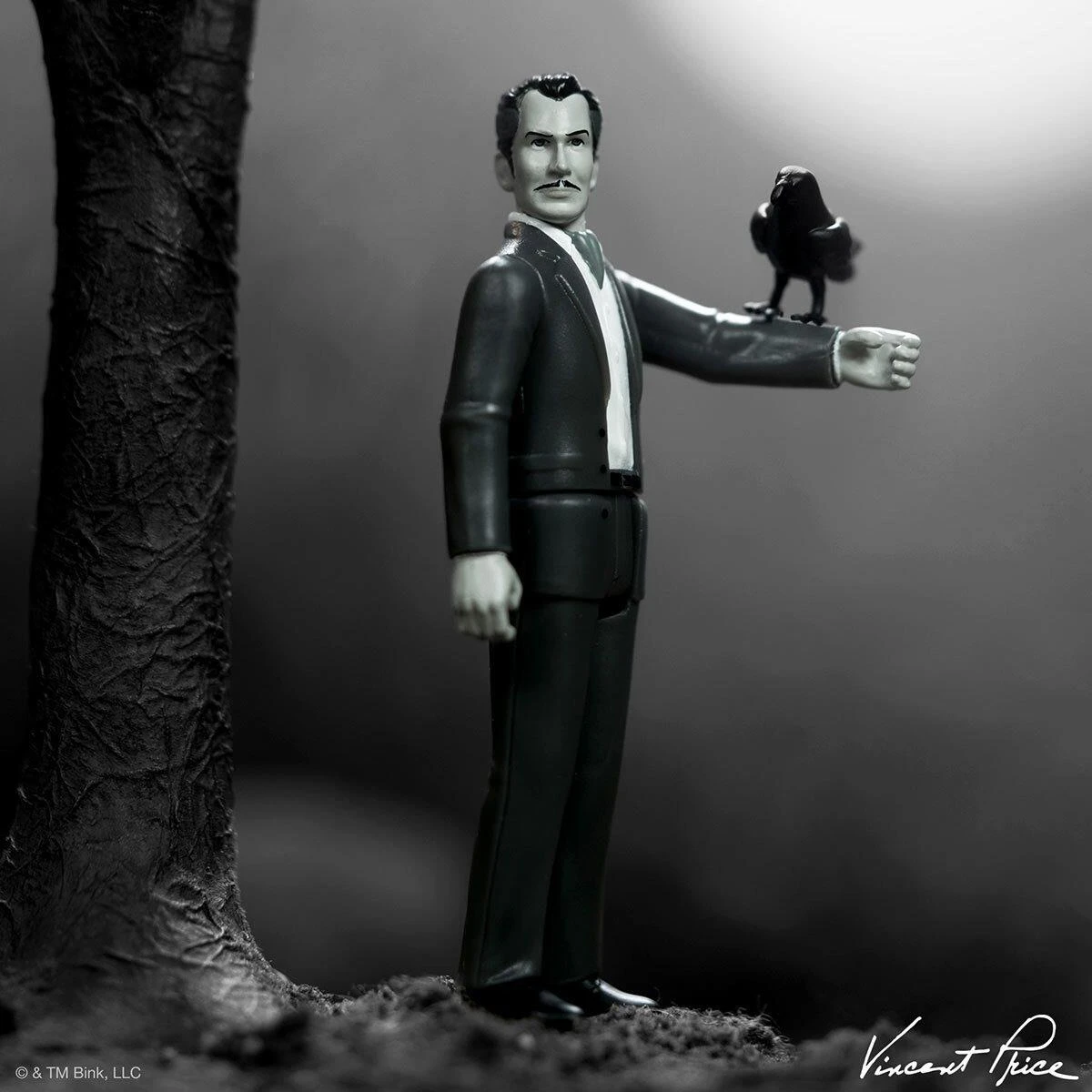 SUPER7 Master Of Mayhem Reaction Action Figure - Vincent Price (Ascot Greyscale) - Image 3