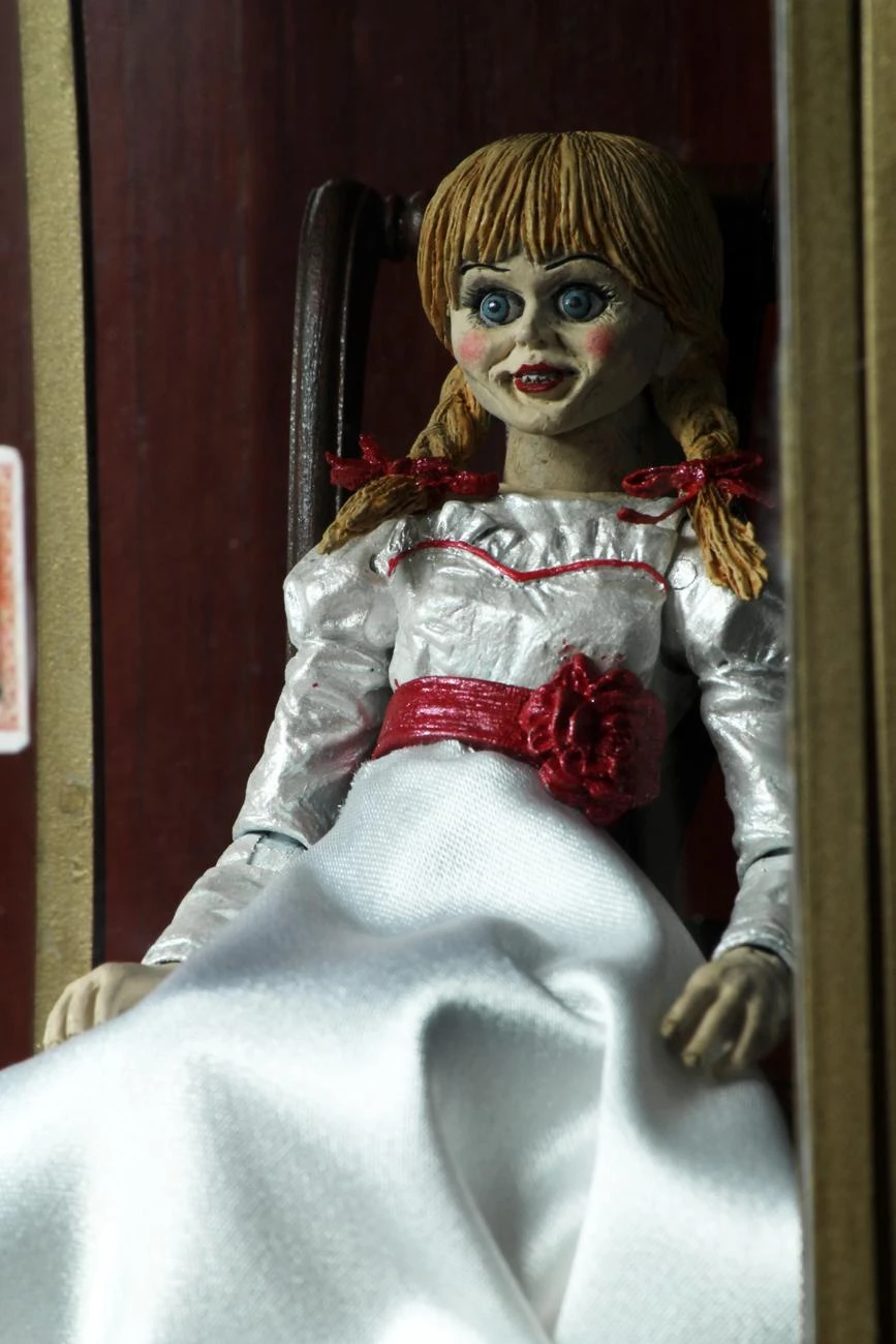 NECA The Conjuring Universe Ultimate 7" Scale Action Figure β Annabelle - Image 5
