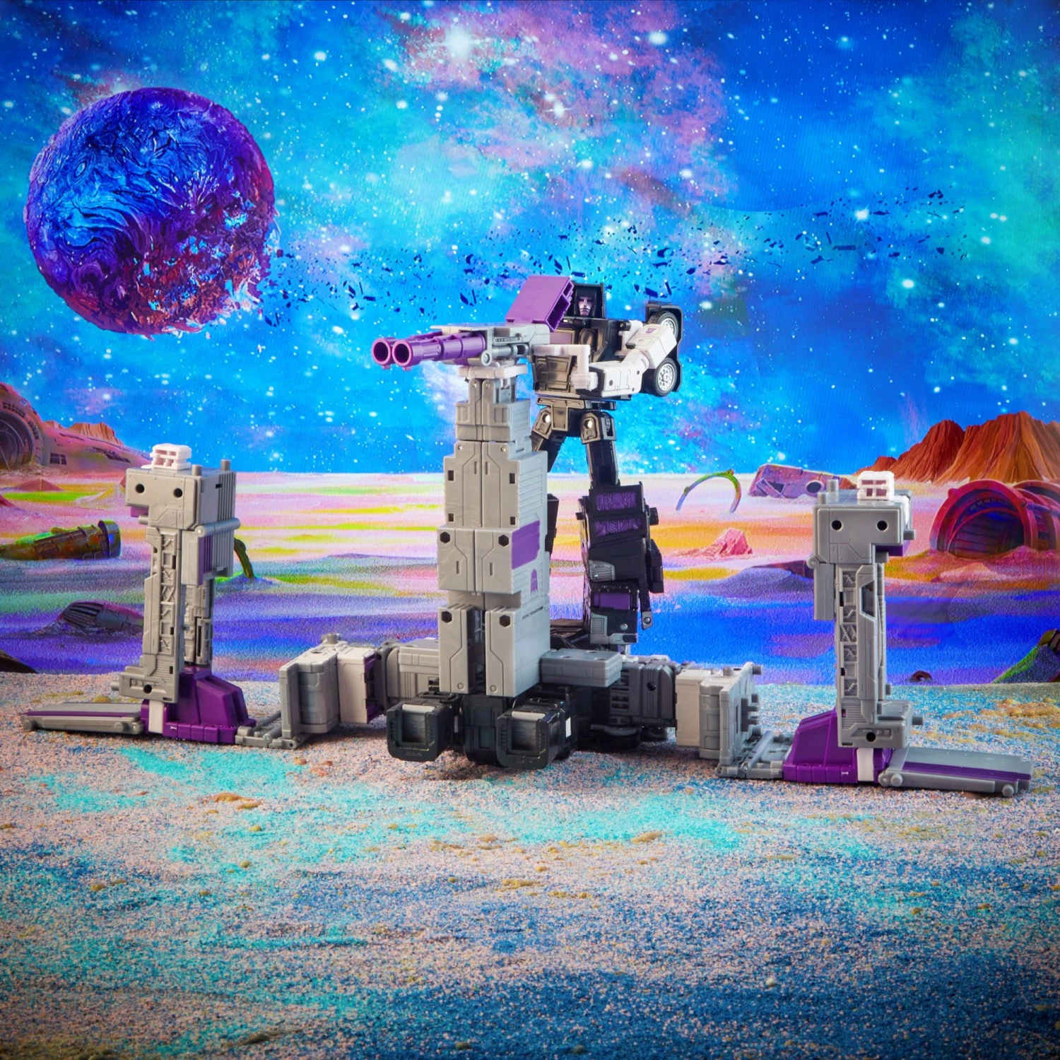 Hasbro Transformers Generations Legacy Action Figure - Commander Motormaster - Image 9