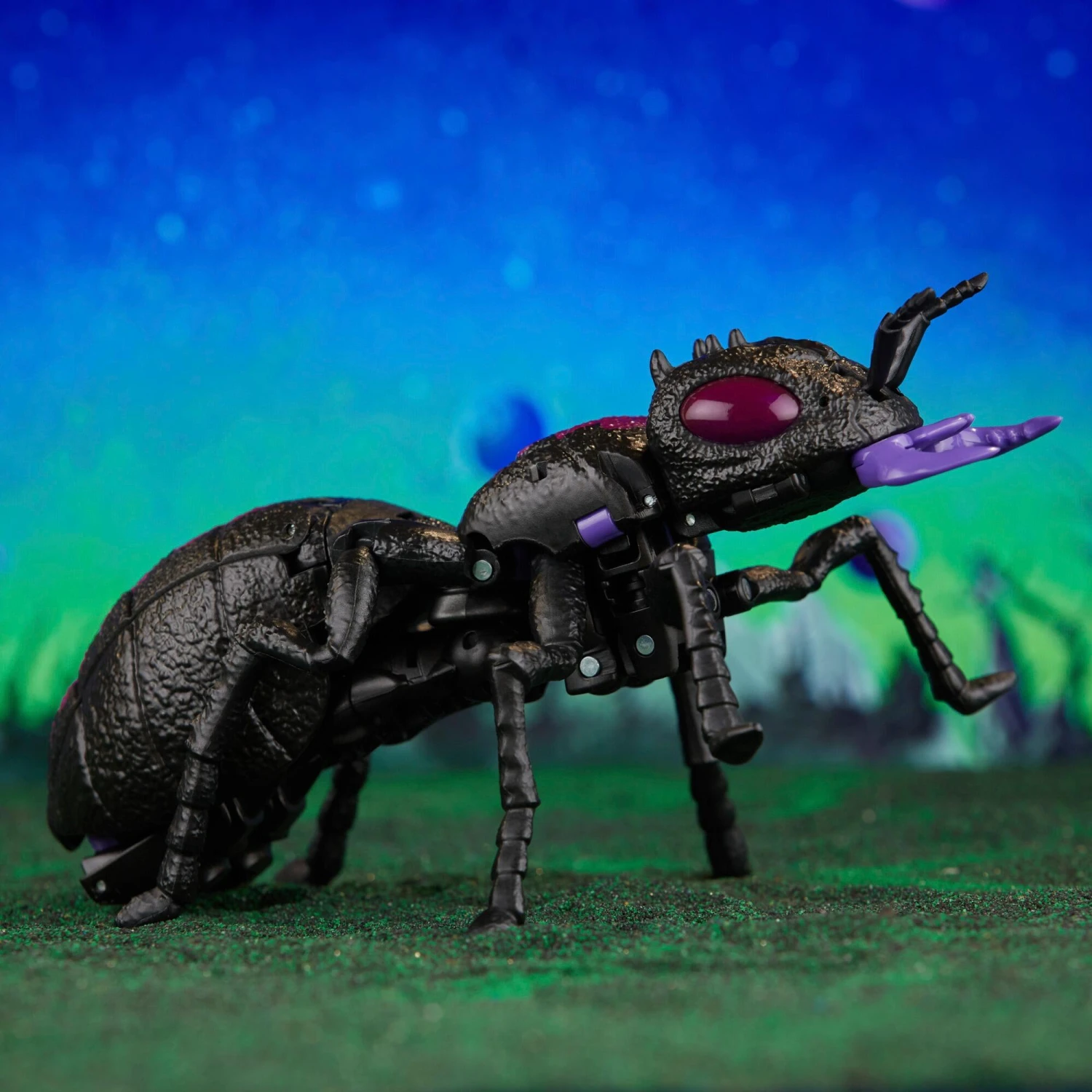 Hasbro Transformers Generations Legacy Evolution Voyager Action Figure - Antagony - Image 7