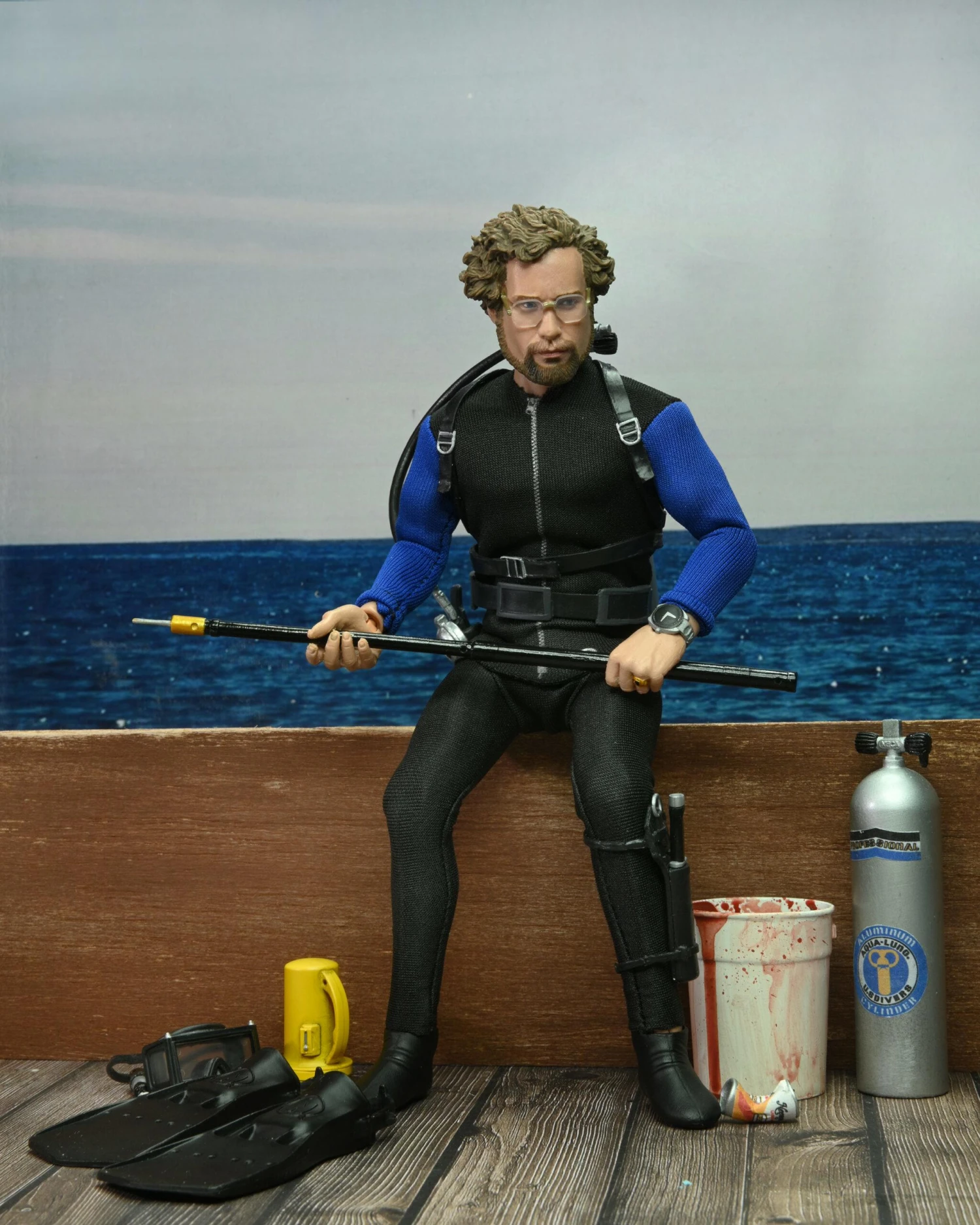 NECA Jaws 8 Inch Scale Clothed Action Figure - Matt Hooper (Shark Cage) - Image 2