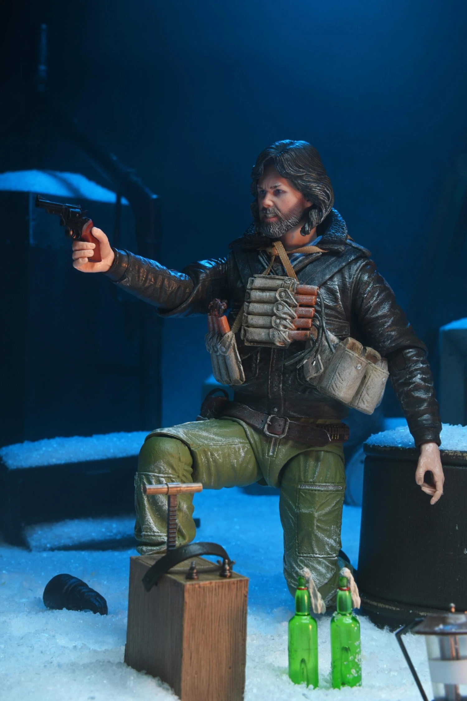 NECA *PRE-ORDER The Thing Ultimate 7 Inch Scale Action Figure - Macready (Last Stand) - Image 8