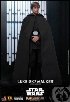 Luke Skywalker (The Mandalorian) - Star Wars Hot Toys Collectibles 1/6 Scale Action Figure